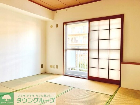 杉戸高野台ベリアス西六番街12号棟の物件内観写真